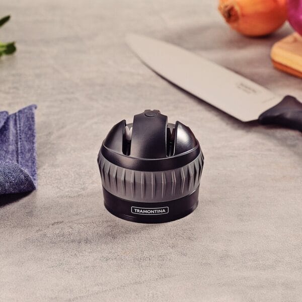 tochilka-nozhey-tramontina-profio-black-24038-000 Точилка Tramontina Profio Black 24038/000 с двумя ступенями заточки